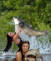 PESCA A MANO - NOODLING